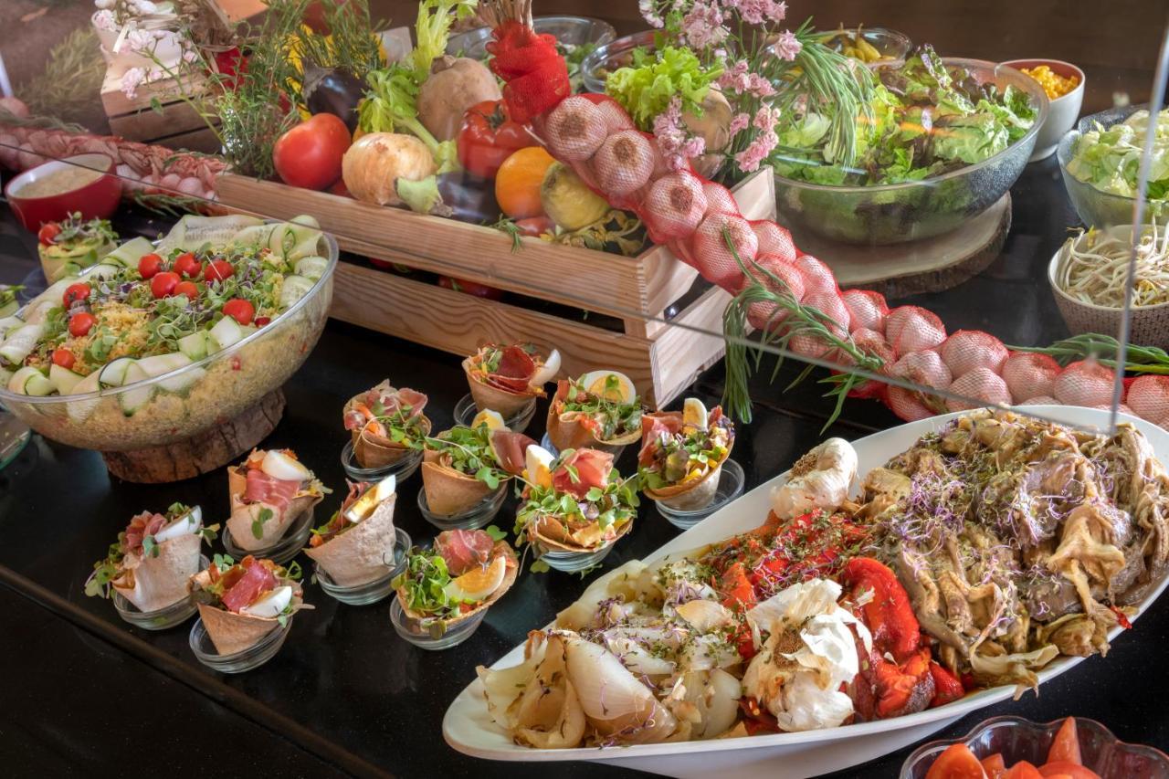 Hotel & Resort Vilar Rural D'Arnes By Serhs Hotels Sant Carles De La Rapita Ngoại thất bức ảnh